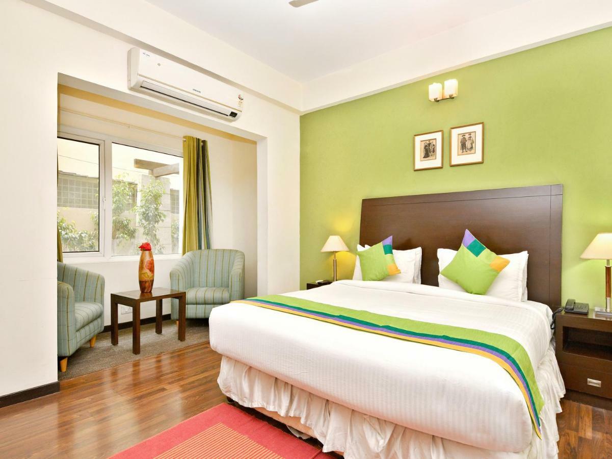 Treebo Trend Sterling Suites Inn Bangalore Exterior foto