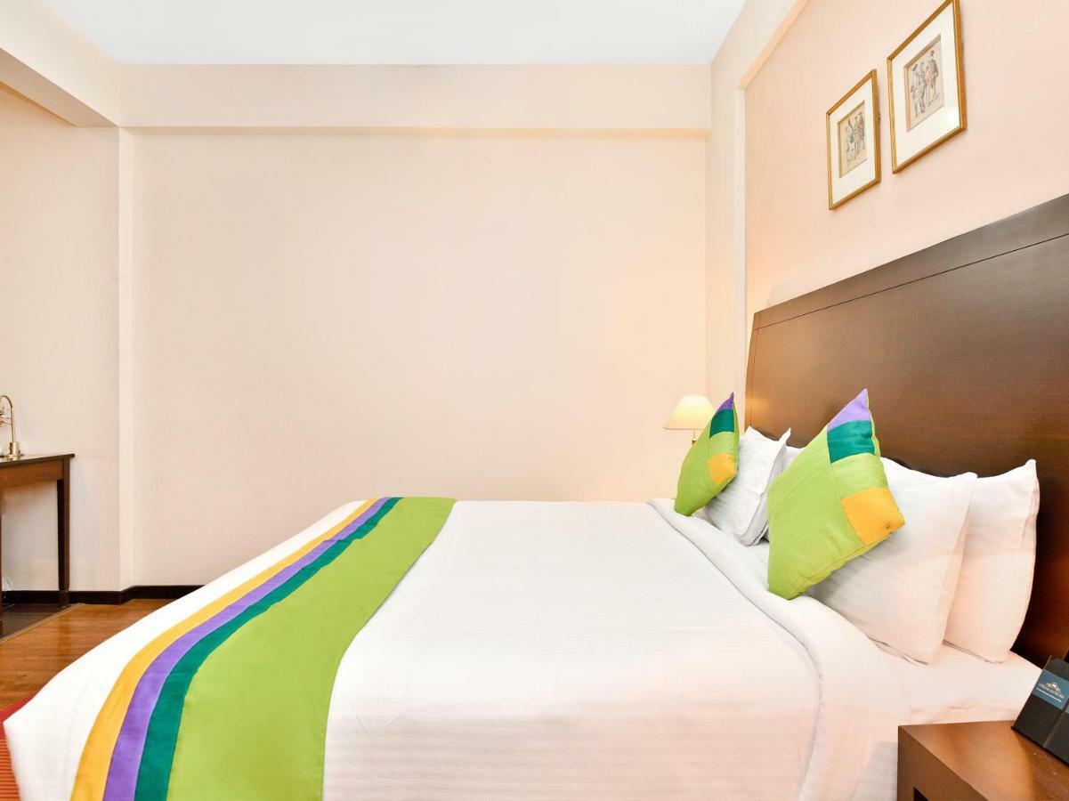 Treebo Trend Sterling Suites Inn Bangalore Exterior foto