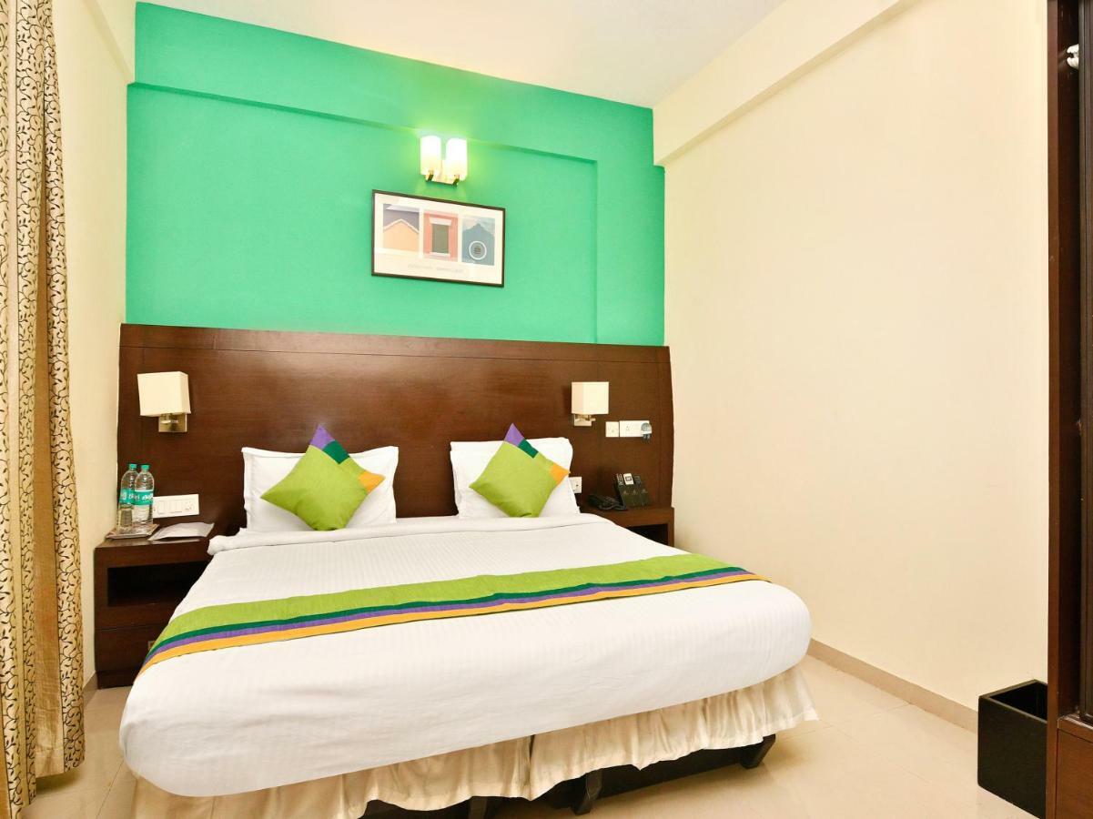 Treebo Trend Sterling Suites Inn Bangalore Exterior foto