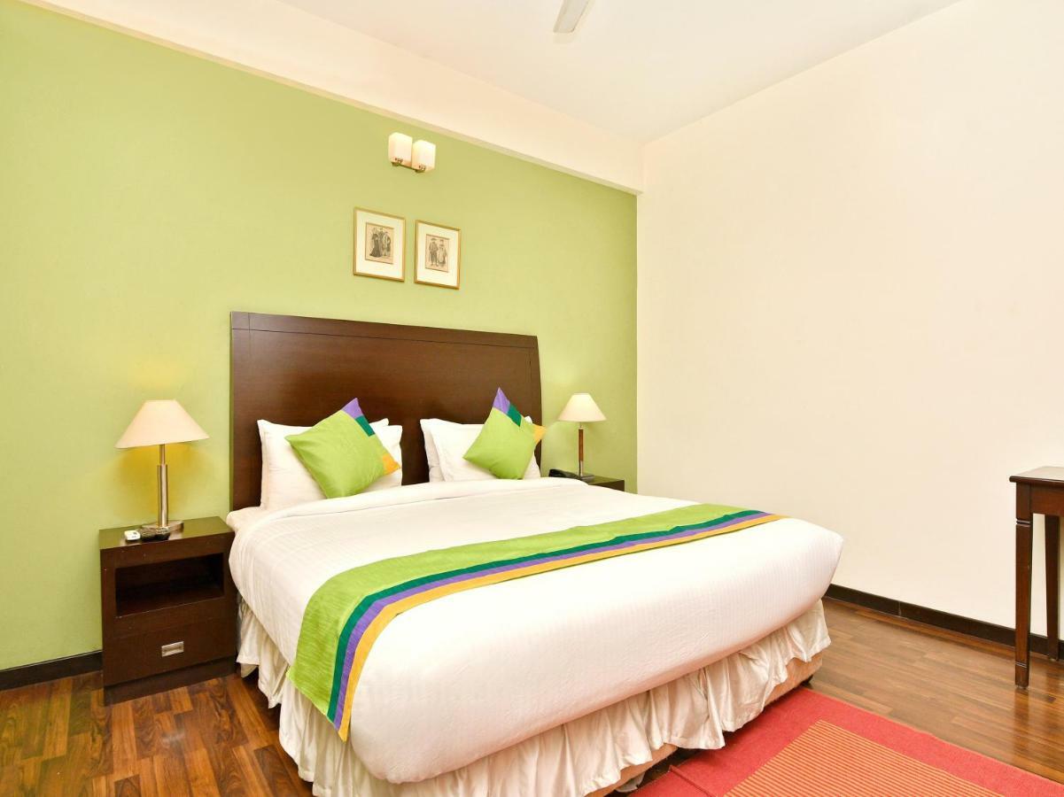 Treebo Trend Sterling Suites Inn Bangalore Exterior foto