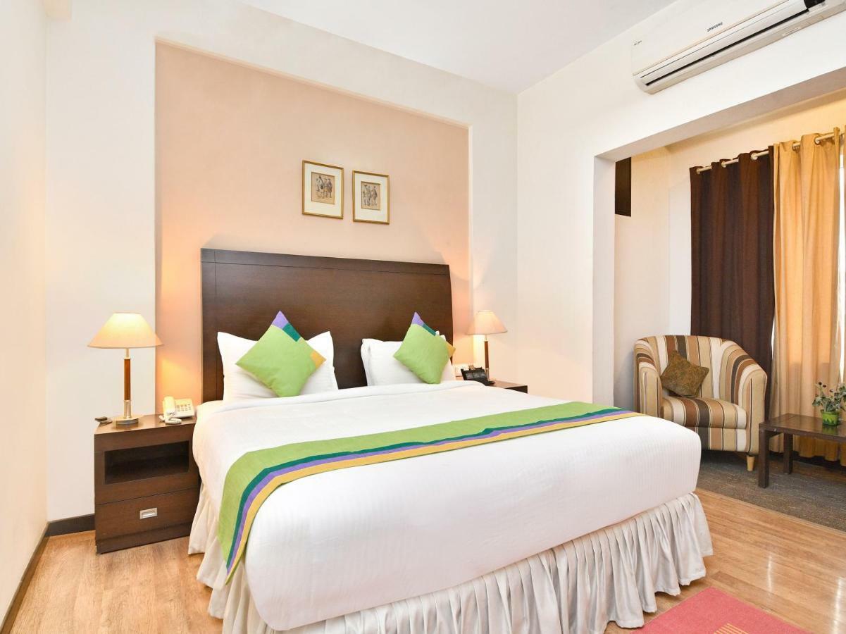 Treebo Trend Sterling Suites Inn Bangalore Exterior foto